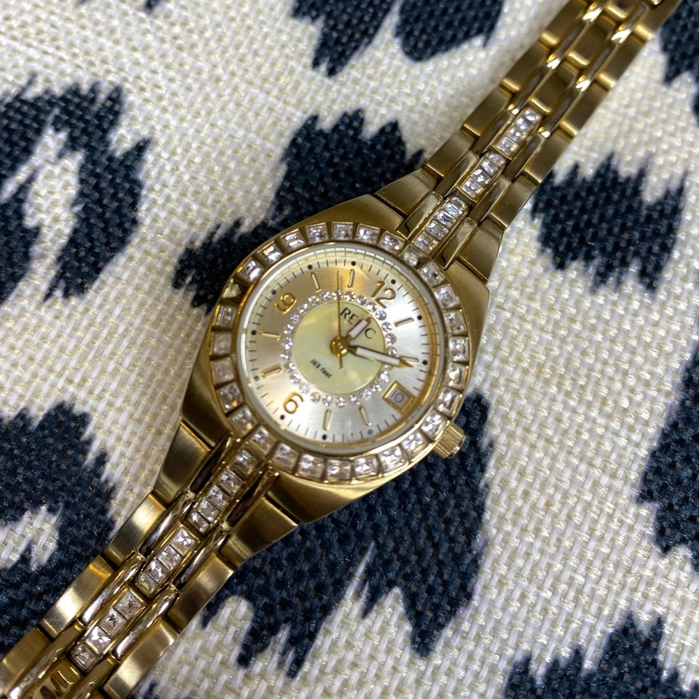 Gold boyfriend band Relic watch with bling